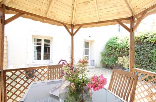 Le Manoir House | Gite avec piscine et bain nordique proche des plages du débarquement