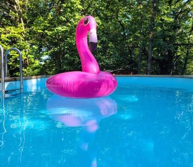 Valgorge House | Gite avec piscine et terrain