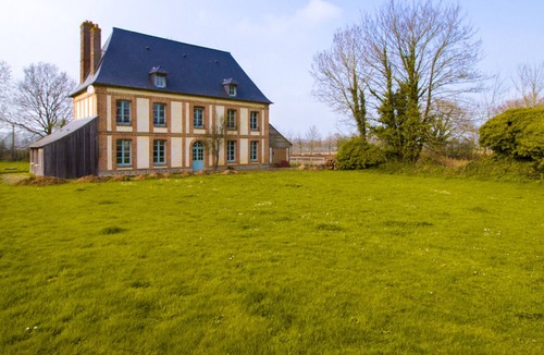 Benesville House | Gite Bénesville, 5 bedrooms, 11 persons