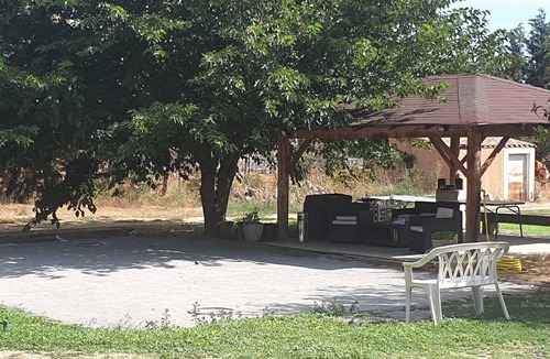 Codognan Apartment | - Gite Bas -