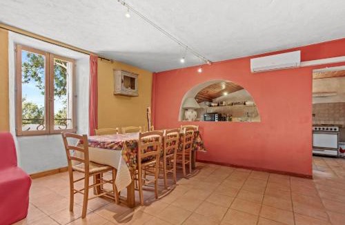 Bargeme House | Gite Bastide