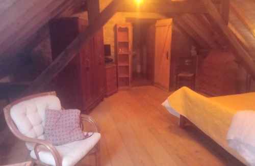 Lurcy-Levis Bed & Breakfast | Gite:bedroom with bathroom, pantry, kitchen