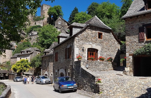 Belcastel Cottage | Gite Belcastel - In One Of The Most Beautiful Villages In France - Aveyron