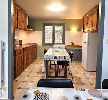 Eyburie House | gite bertry