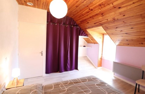 Besse Cottage | Gite Besse, 4 bedrooms, 6 persons