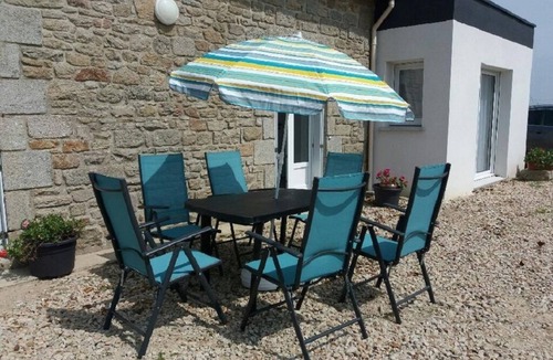 Sibiril House | Gîte between sea and countryside