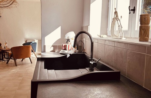 Taulignan House | Gîte between vine and olive tree