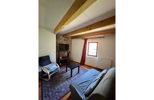 Avene Cottage | Gite Biche, Maison Dans la Nature Avec Cheminée