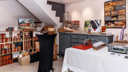 Saint-Christophe-la-Grotte House | Gite bien-être hammam et jacuzzi ,sauna