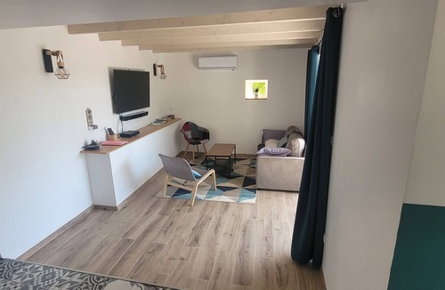 Hostun House | Gite Blanche Neige