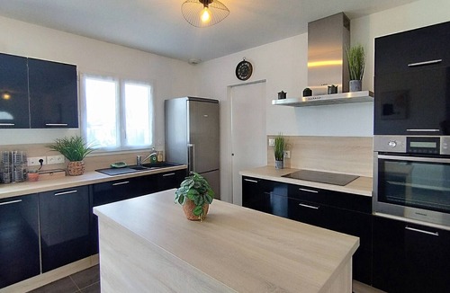 Bourges Cottage | Gite Bourges, 2 bedrooms, 6 persons