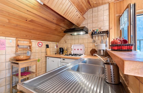 Gedre House | Gite Campbieil - Gavarnie-Gèdre: Panoramic Mountain Apartment