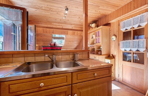 Gedre House | Gite Campbieil - Gavarnie-Gèdre: Panoramic Mountain Apartment