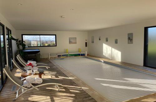Saint-Martin-l'Hortier House | Gite CARAMELLE Piscine intérieure privée chauffee toute l annee et spa St Martin