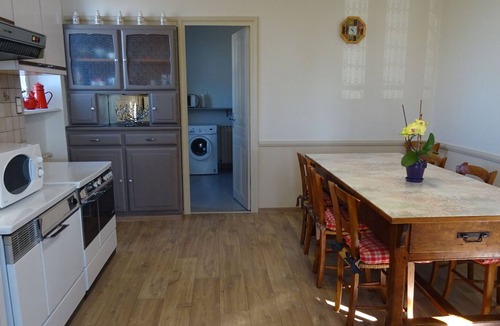 Centres House | Gite Centrès, 4 bedrooms, 6 persons