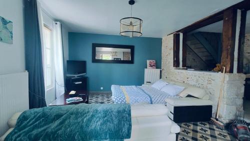 Montbazon Villa | Gite Centre Montbazon