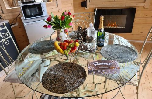 Villeparois Apartment | Gite chalet Au Paradis d Eole