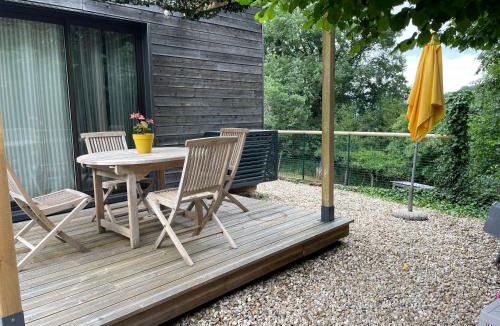 Bessuejouls Ski Chalet | GITE CHALET BOIS