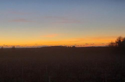 Saint-Seurin-de-Cadourne Apartment | Gite chez Lea