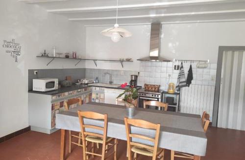 Velesmes-Echevanne Apartment | gite chez l'oncle jules