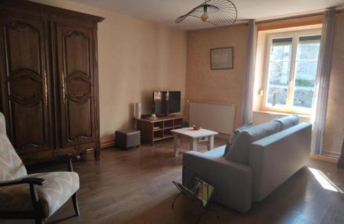 Velesmes-Echevanne Apartment | gite chez l'oncle jules