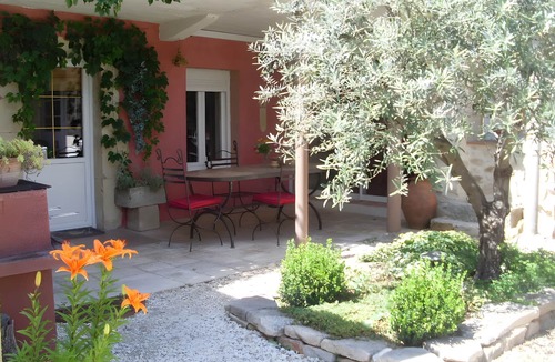 Vallon-Pont-d'Arc Cottage | Gîte 'Chez Mamé Marthe' with Shared Pool, Wi-Fi, and Air Conditioning