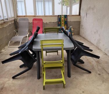 Cellettes House | Gite chez Matos maison entière avec 3 chambres et grande cour pour animaux admis