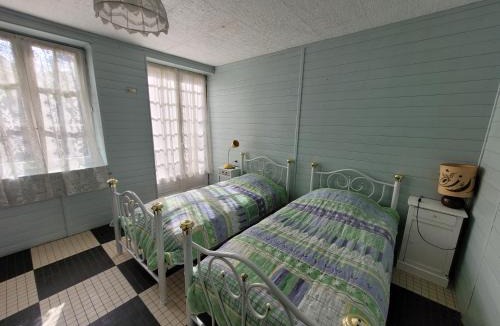 Cellettes House | Gite chez Matos maison entière avec 3 chambres et grande cour pour animaux admis