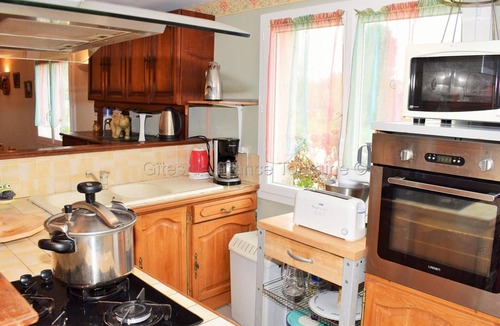 Chouze-sur-Loire Cottage | Gite Chouzé-sur-Loire, 7 bedrooms, 18 persons
