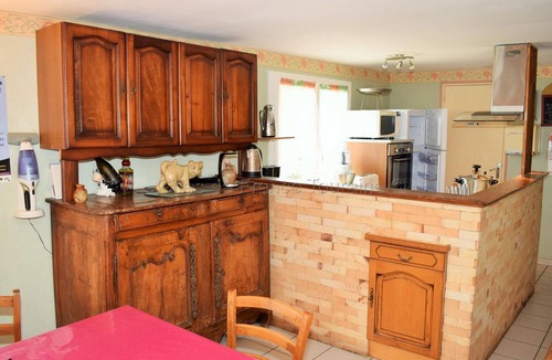 Chouze-sur-Loire Cottage | Gite Chouzé-sur-Loire, 7 bedrooms, 18 persons