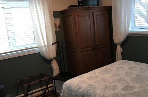 Notre-Dame-du-Portage Bed & Breakfast | Gite Chute Couette Cafe