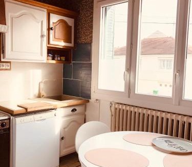 Nogent-le-Rotrou House | Gite cinq chambres