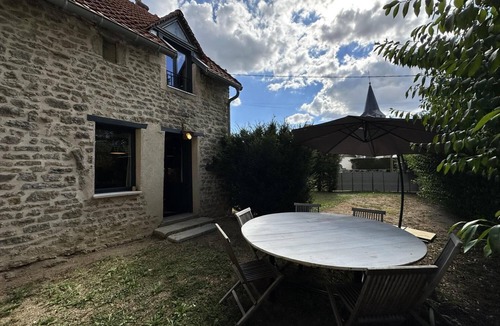 Essey House | Gite Climatisé les Lauriers