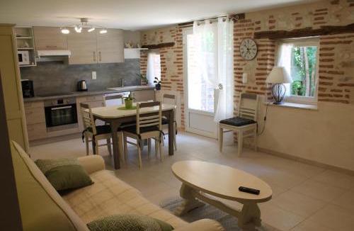 Saint-Sylvestre-sur-Lot House | GITE clodeguy