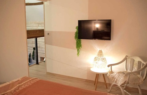 Cognat-Lyonne Cottage | Gite Cognat-Lyonne, 2 bedrooms, 4 persons