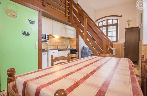 La Table House | GITE COMMUNAL LA TABLE