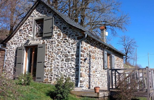 Condat Cottage | Gite Condat, 1 bedroom, 3 persons