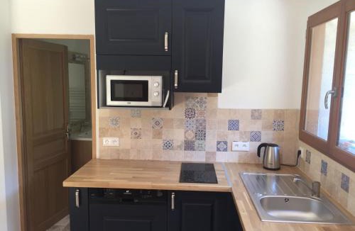 Saint-Genis-sur-Menthon House | Gite Corferoud