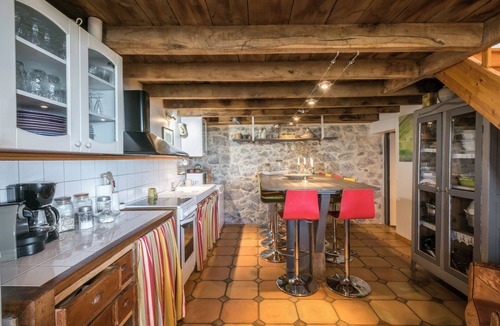 Lasserre House | GITE COSY Spa 5 p dans elevage chevaux merens face Panorama Pyrenees PLEIN SUD