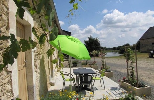 Crannes-en-Champagne Cottage | Gite Crannes-en-Champagne, 2 bedrooms, 5 persons
