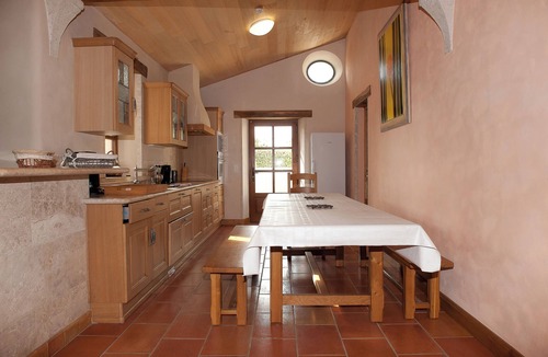 Castelnau-sur-l'Auvignon House | Gite du Pigeonnier and its tower with terraces and garden