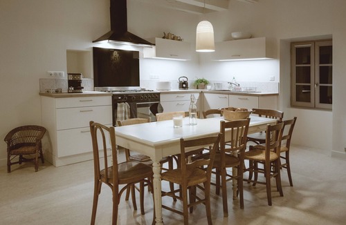 Saint-Hilaire-les-Places House | Gîte de Cybèle, swimming pool, wifi and charm in the heart of the Limousin countryside