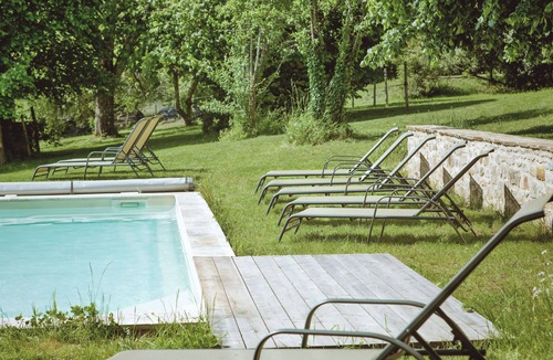 Saint-Hilaire-les-Places House | Gîte de Cybèle, swimming pool, wifi and charm in the heart of the Limousin countryside