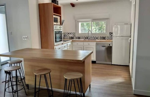 Saint-Maurice-la-Clouere House | Gite de la treille