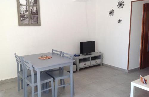 Saint-Remeze House | Gite d'Isa