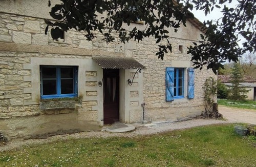 Flaugnac House | Gite de Campagne Rénové sur une Propriété de 17 Hectares