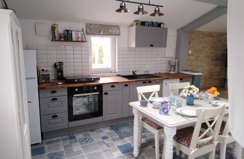 Pineuilh House | gite de charme dans longère viticole