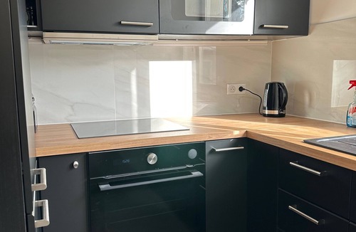Poissy Apartment | Gite de Charme, Meublé, 2 pas Rer, 16 min de Paris