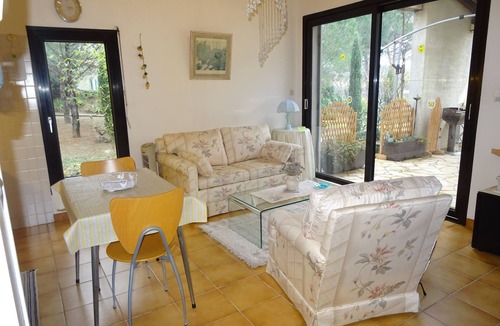 Nevian Cottage | GITE DE CHARME - pinede, private swimming pool - near NARBONNE aude -
