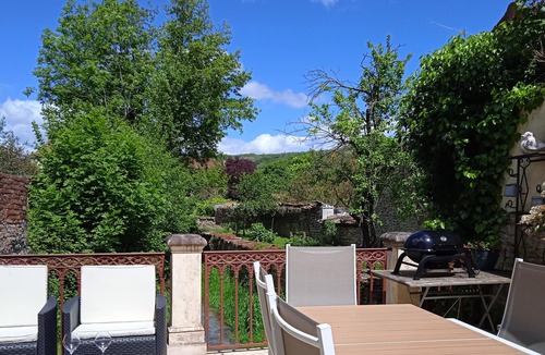 Nolay House | Gite de Charme Proche Santenay